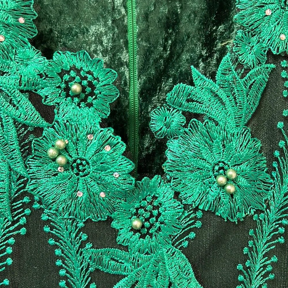 PROM DRESS - Picture 3 of 5